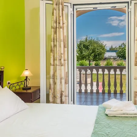 Villaggio Apartament Laganas